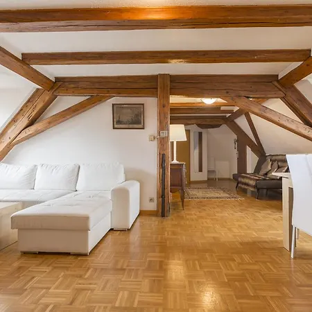 Traditional Loft & Studio Διαμέρισμα