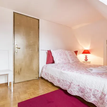 Traditional Loft & Studio