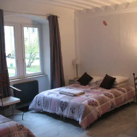 Traditional Loft & Studio *